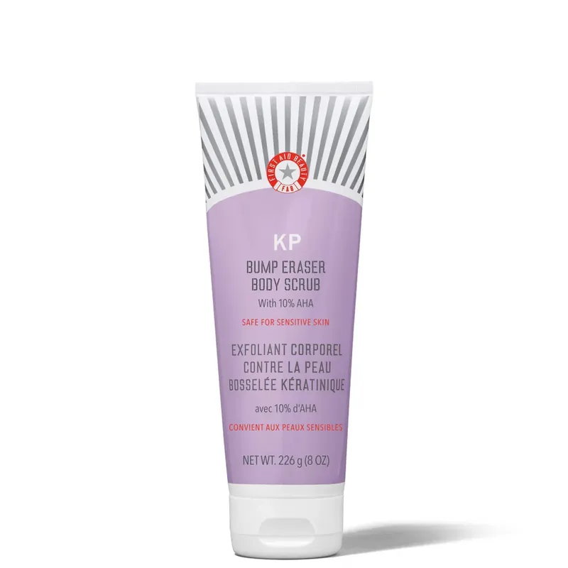 First Aid Beauty KP Bump Eraser Körperpeeling mit 10 % Alpha-Hydroxy-Säuren 226 g Ausverkauf